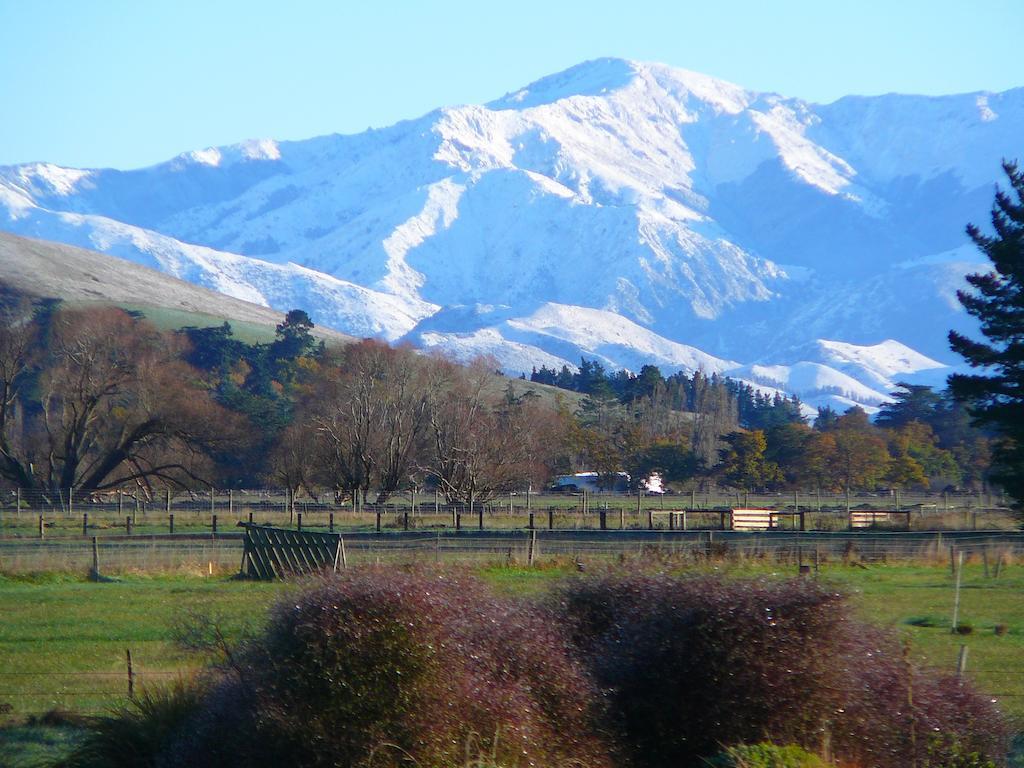 Bentleys Country Stay Hawarden Bagian luar foto